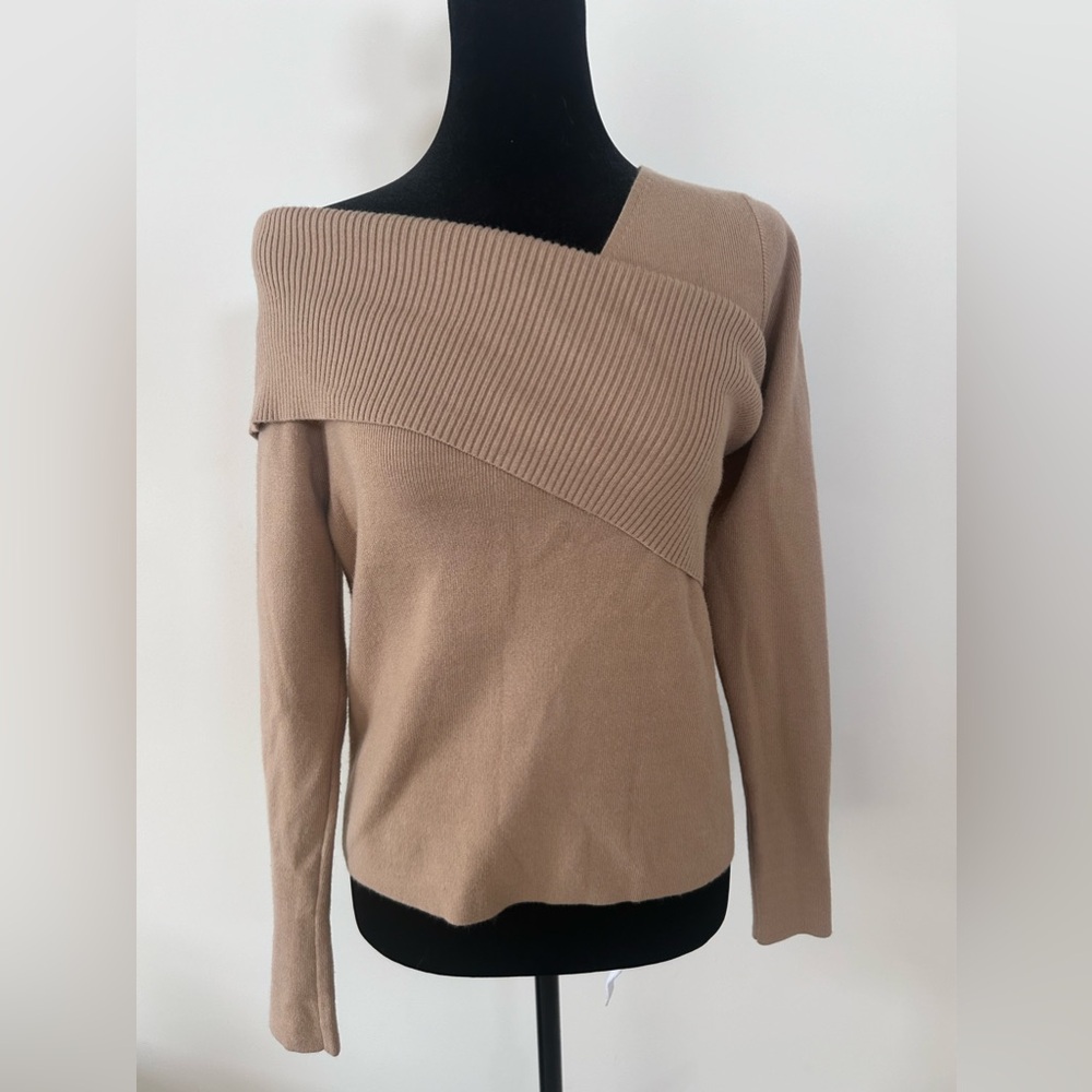 Line & Dot Asymmetrical One Shoulder Tan Sweater Medium